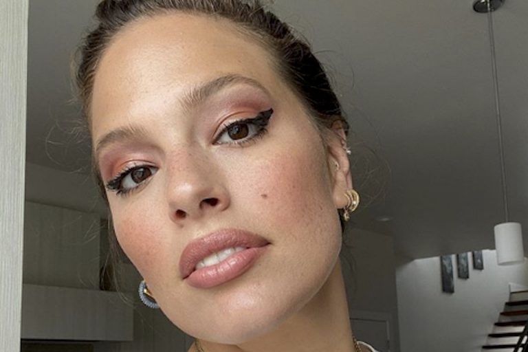 AshleyGrahamsenzadente