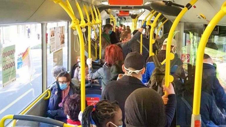 autista-bus-aggredita-torino