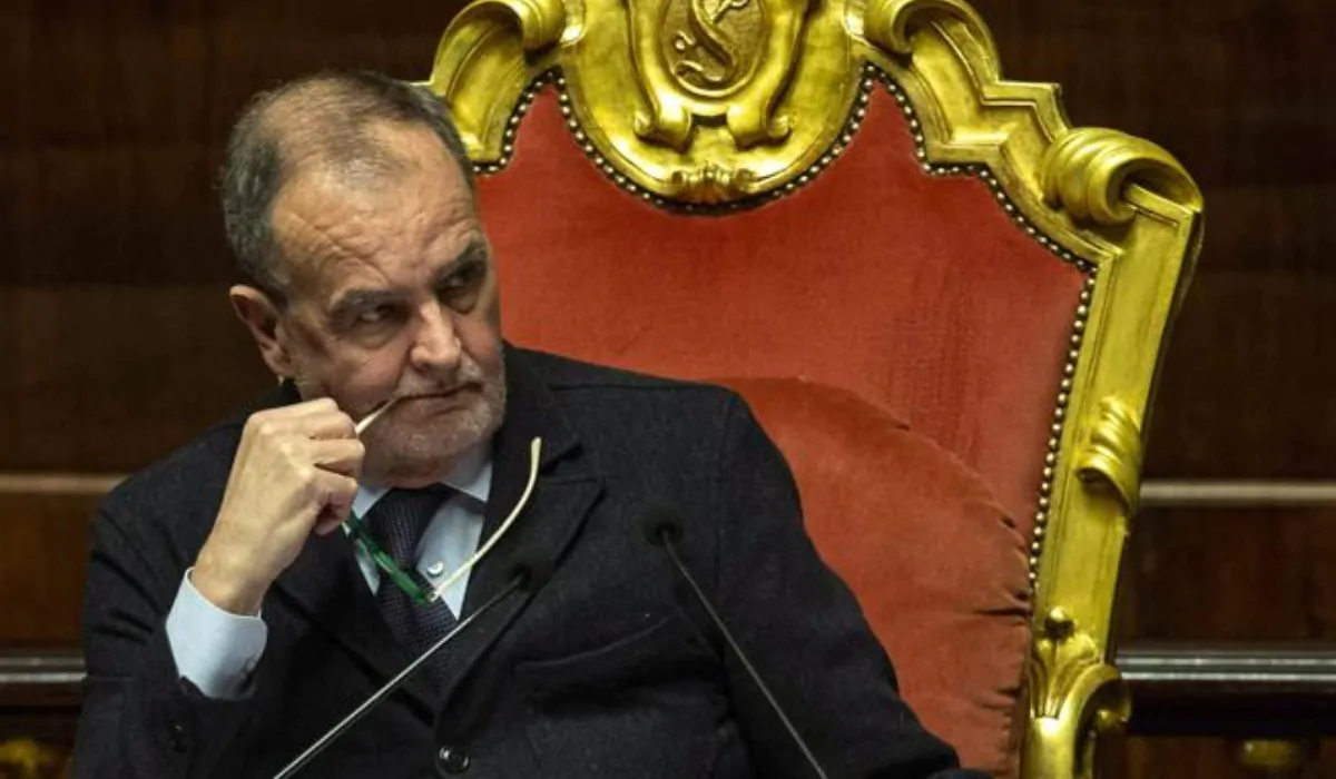 Il senatore leghista, Roberto Calderoli, contro Mediterranea