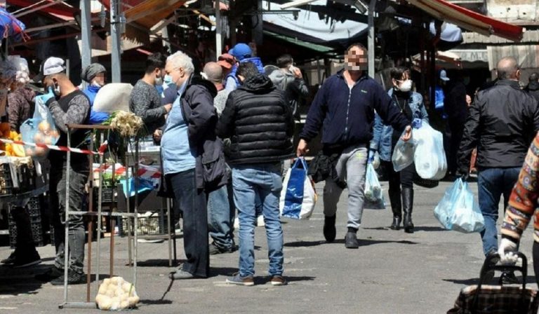 Ballarò: positivo al Coronavirus gira per il mercato