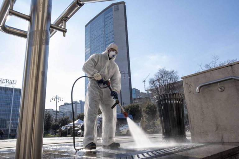 Coronavirus, calo dei contagi anche in Lombardia: i dati