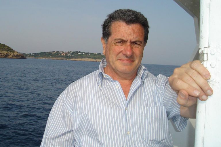 Coronavirus curato sciroppo muore