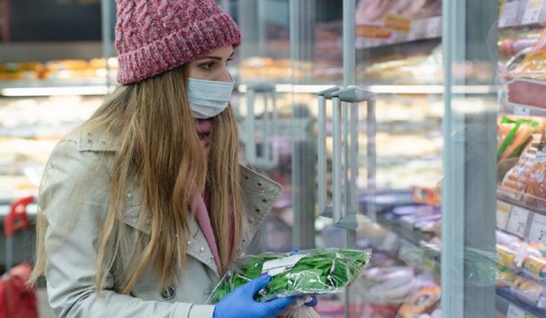 Coronavirus: Oms avverte sull'uso dei guanti