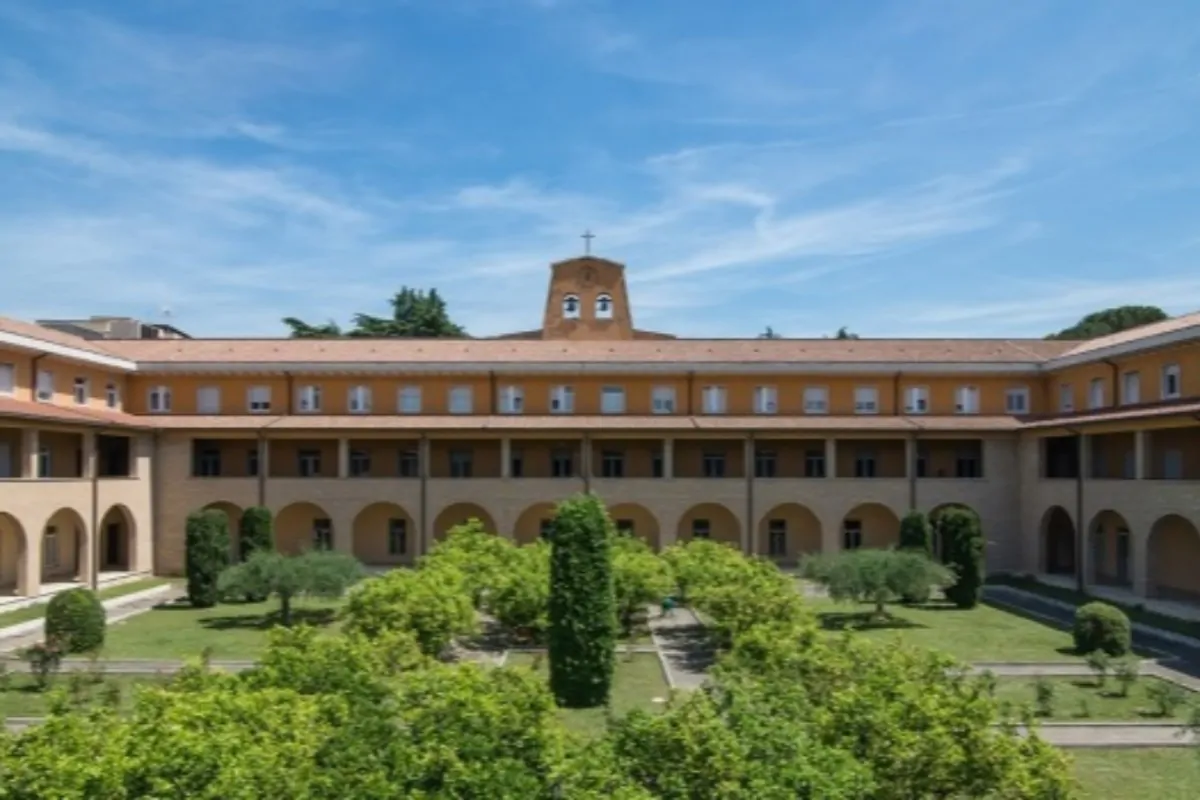 Coronavirus, nuovo focolaio a Roma all'istituto religioso Teresianum