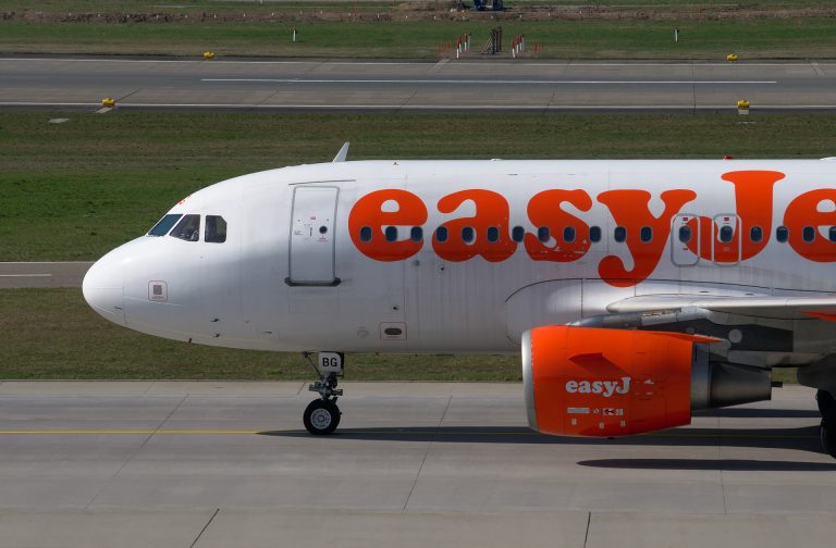 Easyjet, dopo lo stop pronta per la ripresa dei voli in Italia e Europa