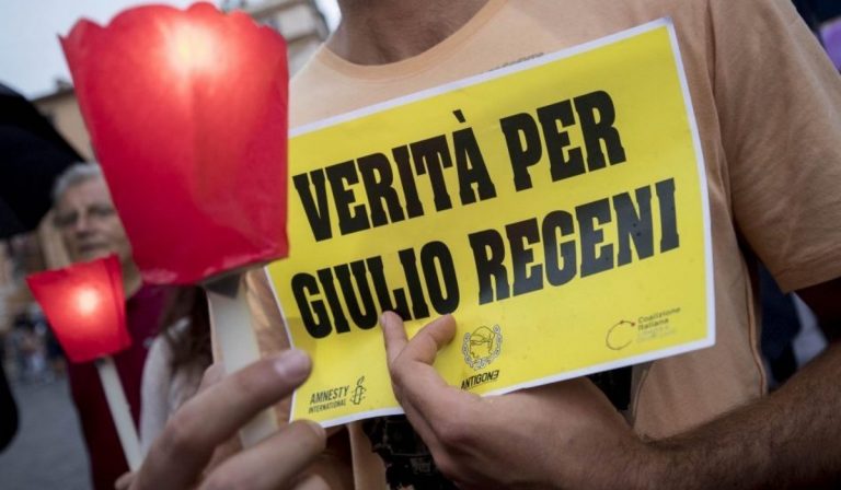 Consegnati all'Italia i documenti e il passaporto di Giulio Regeni