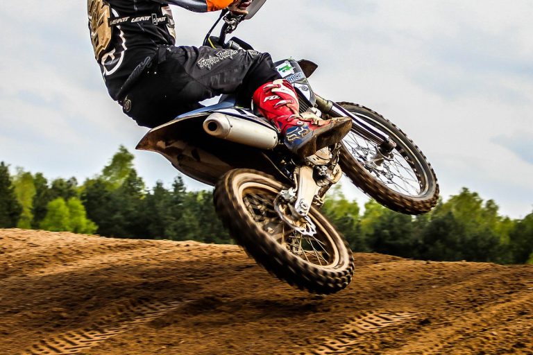 Incidente motocross grave ragazzino
