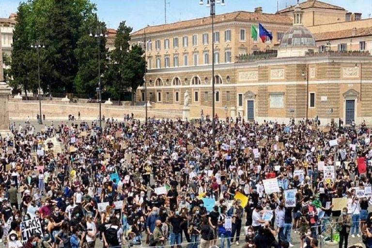 manifestazione roma floyd
