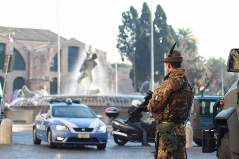 modena-militari-indagati
