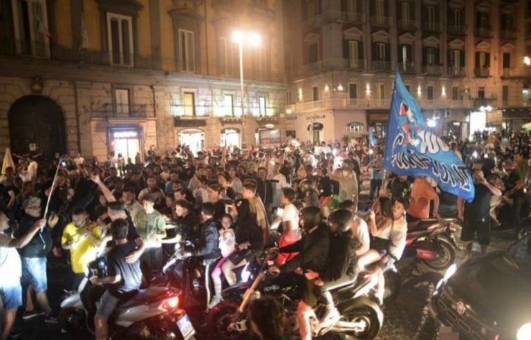 oms festa tifosi del napoli