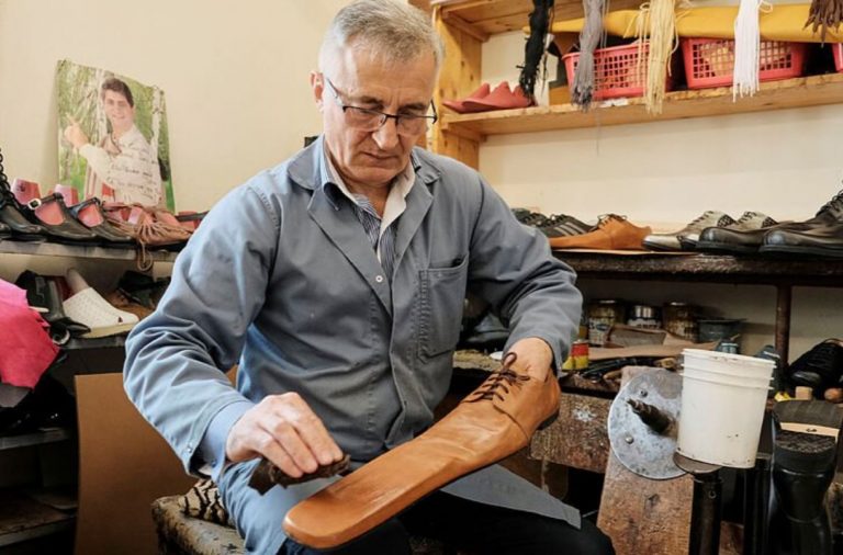 scarpe distanziamento sociale