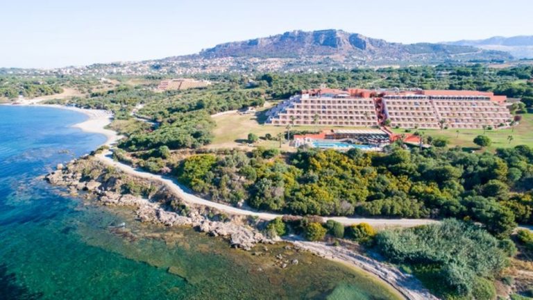 Sicilia, riapre il primo albergo: è boom di prenotazioni