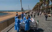 spagna paziente guarito coronavirus al mare