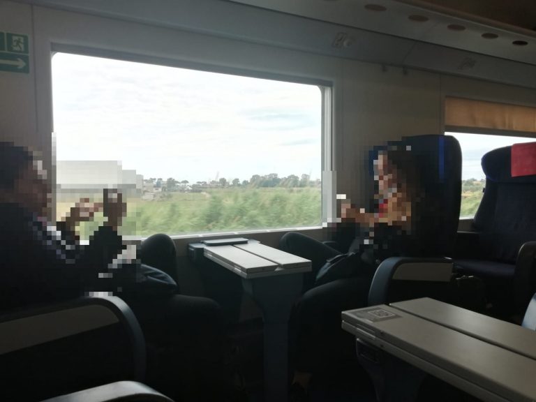 Trenitalia, personale di bordo non rispetta le norme anticovid_censored