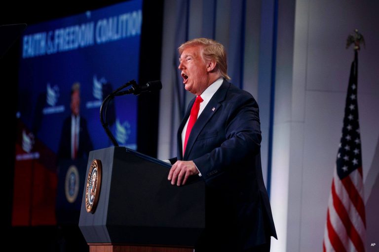 Ultimi sondaggi: calo delle preferenze per il presidente Trump