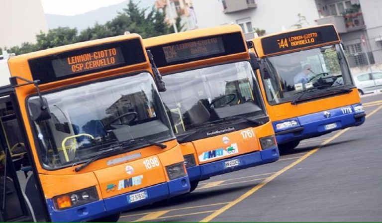 Sicilia: niente distanziamento sui bus