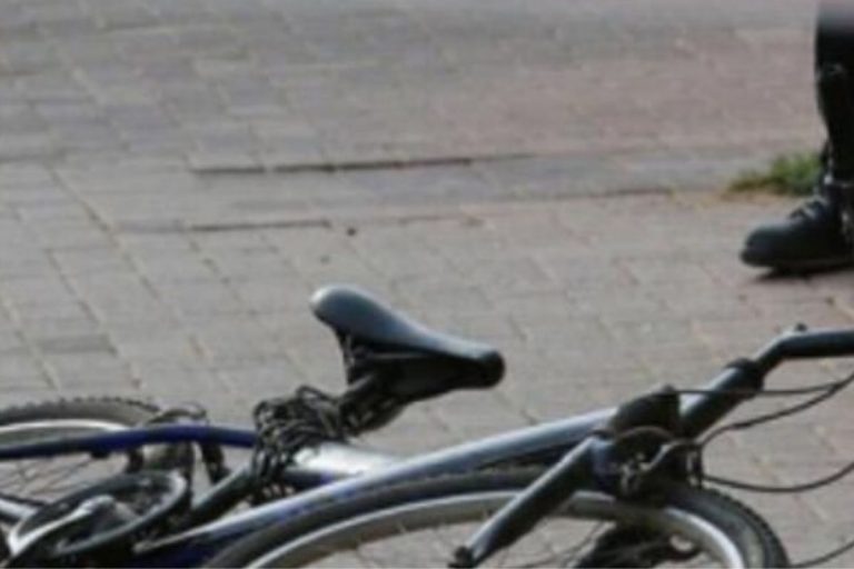 bambino accoltellato bici conversano