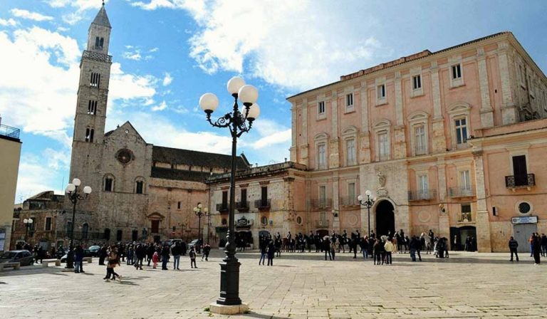 Dipendente positiva al coronavirus in provincia di Bari