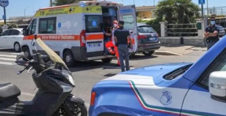 bimbo venduto a Ostia