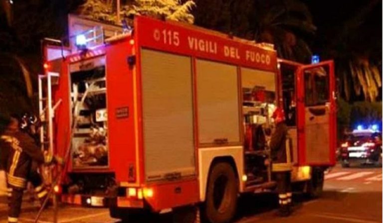 donna morta incendio bologna