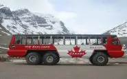 Uno dei tanti Ice Bus che fanno la spola sull'Athabasca