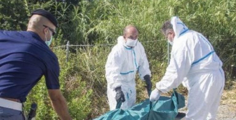Cadavere decapitato trovato a Pozzuoli