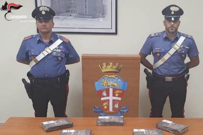 Carabiniere arrestato per possesso di droga