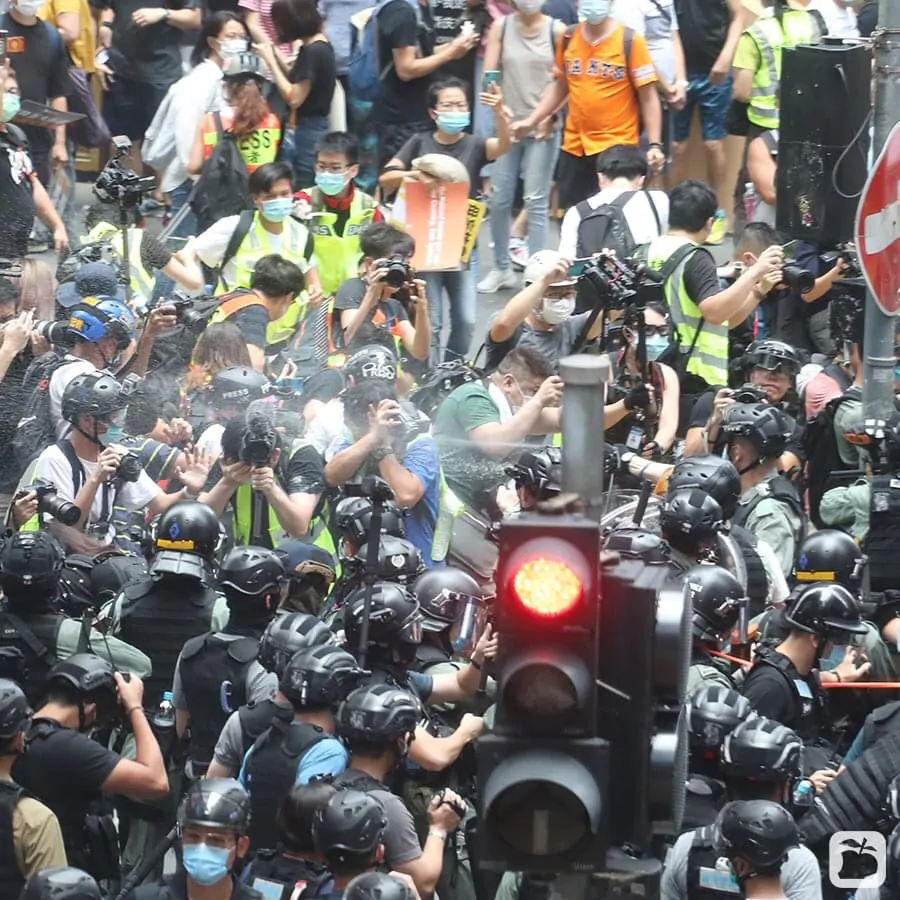 Hong Kong, scontri