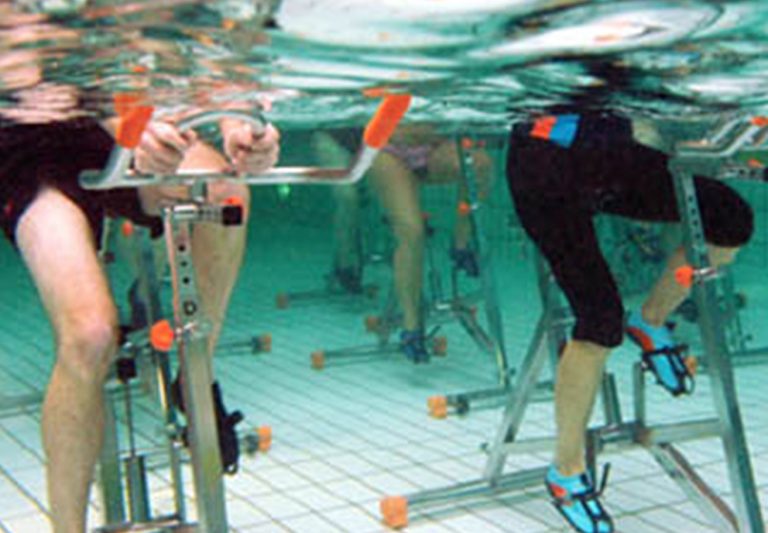 coronavirus-piscina