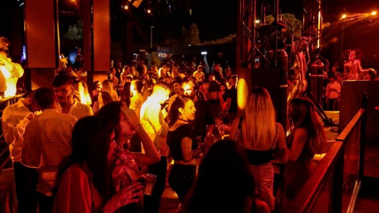 coronavirus riccione positiva 17enne