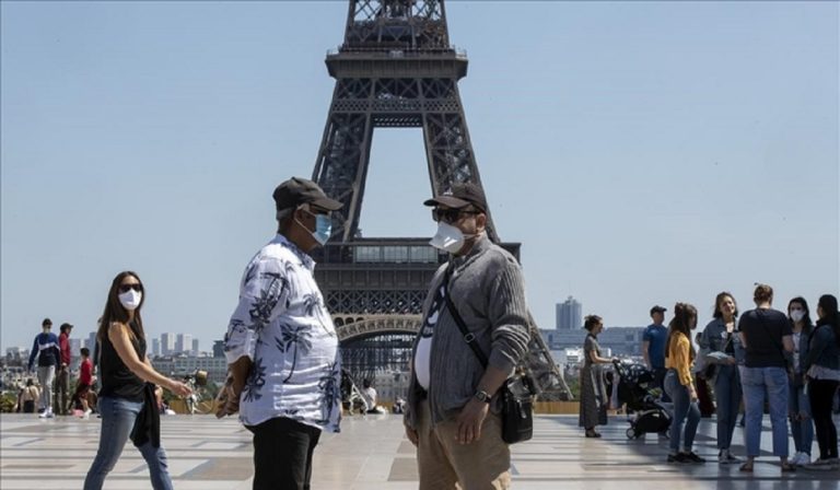 Francia, indice Rt Coronavirus supera 1