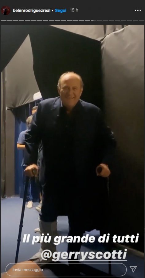 gerry scotti tutore gamba