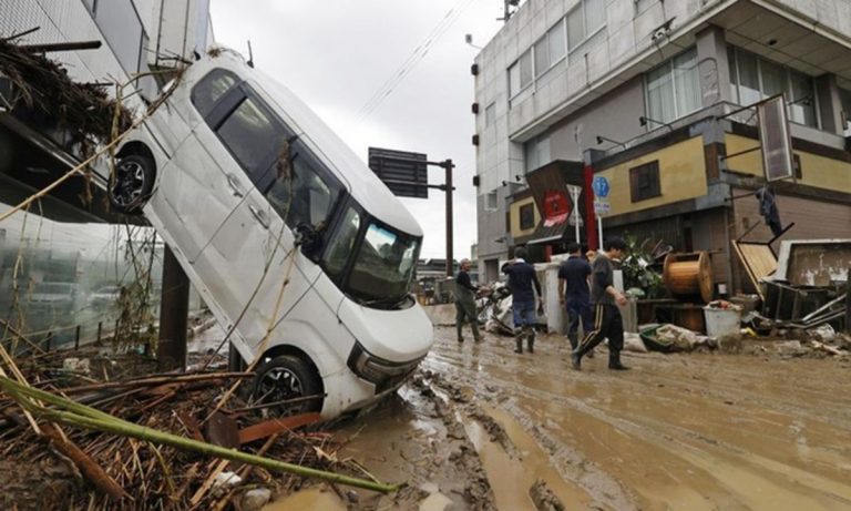 giappone piogge torrenziali