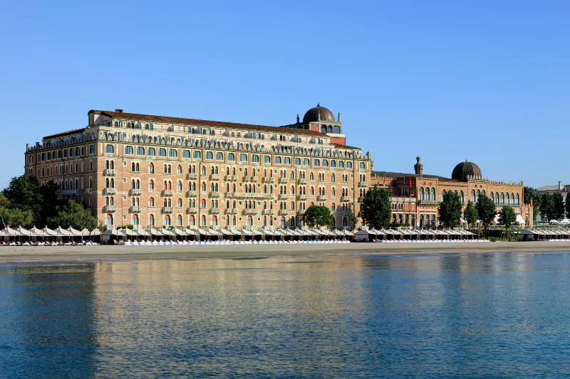 Il lido dell'Hotel Excelsior di Venezia