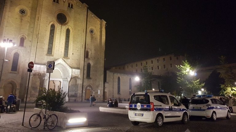 movida chiusa piazza san francesco bologna