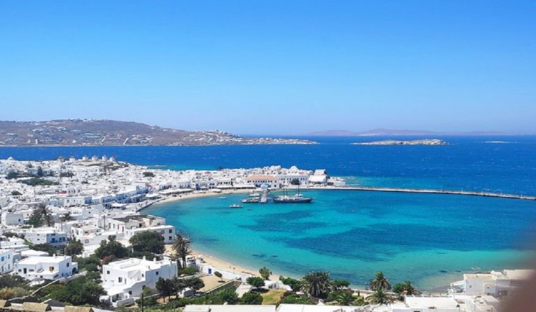 Ragazza morta a Mykonos