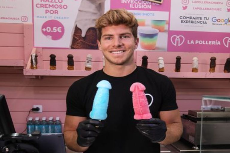 Los 'pollolos' della gelateria 'La Polleria' a Madrid