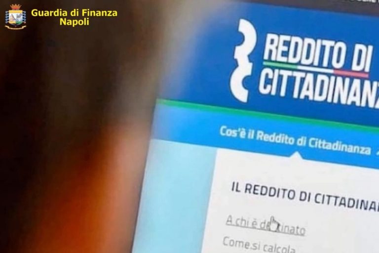reddito cittadinanza furbetti napoli