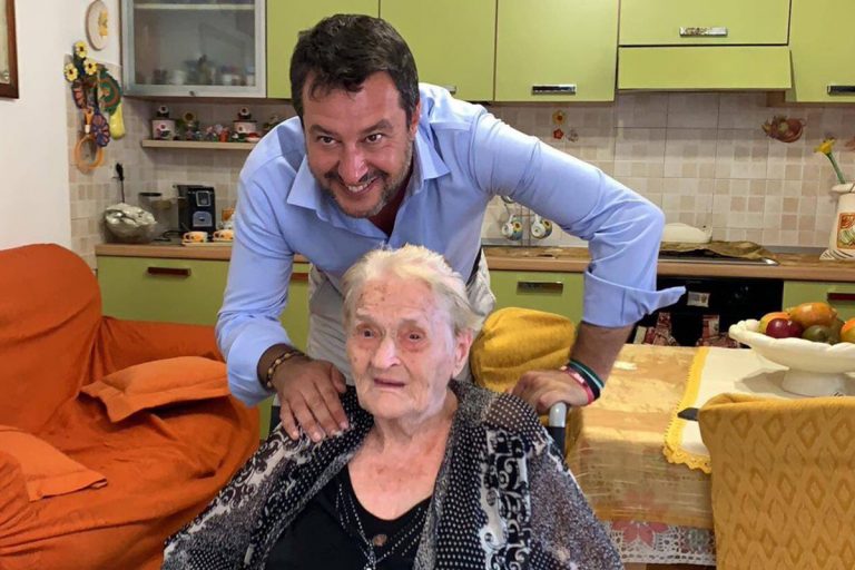 salvini lampedusa nonna rosa