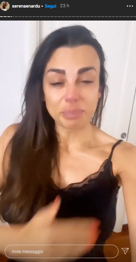 serena enardu piange al suo compleanno