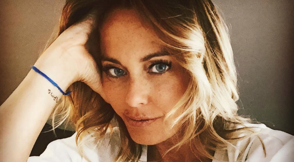 Sonia Bruganelli Al Mare Vestita Le Motivazioni Sorprendono Notizie It
