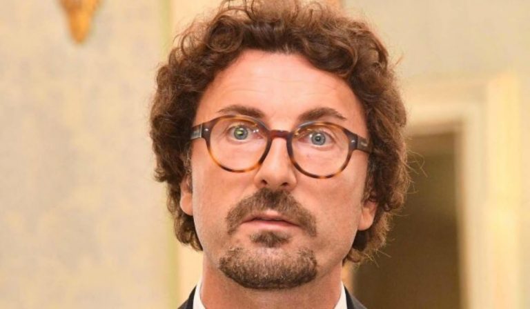 Dopo Fontana, Toninelli contro Salvini: "È un persona pericolosa"