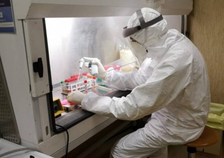 torna positivo al coronavirus