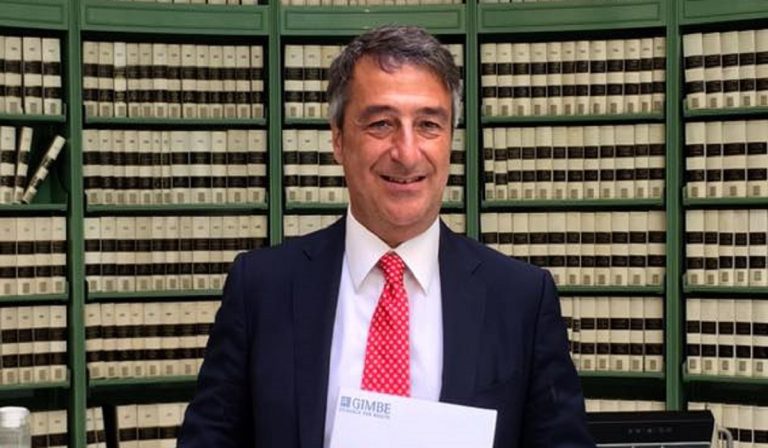 Coronavirus, Cartabellotta: "Scuole a rischio riapertura"