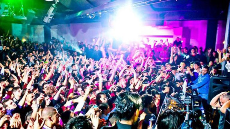 Chiusura discoteche