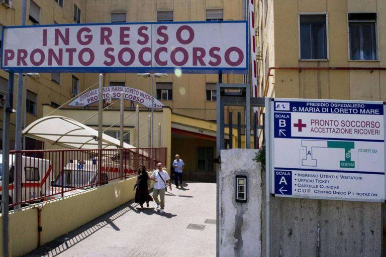 coronavirus napoli covid center