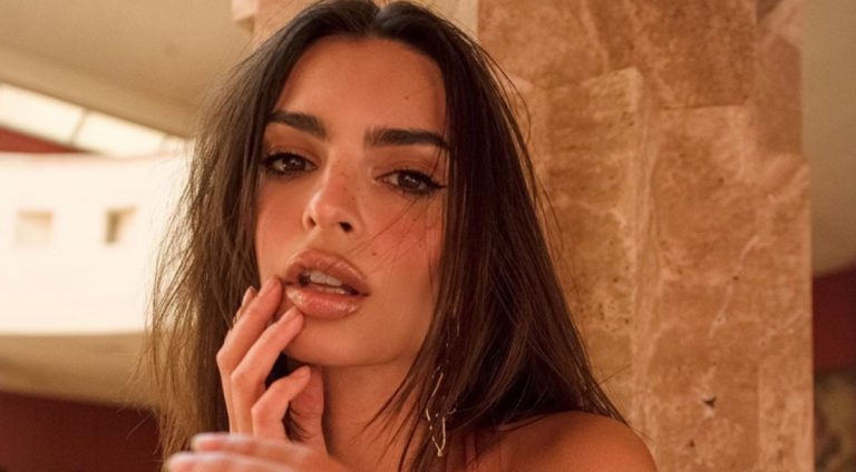 Emily Ratajkowski