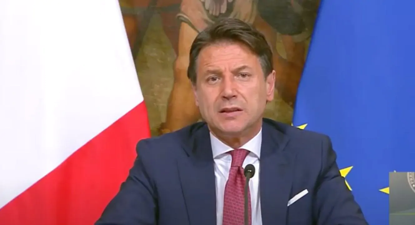 giuseppe conte decreto natale