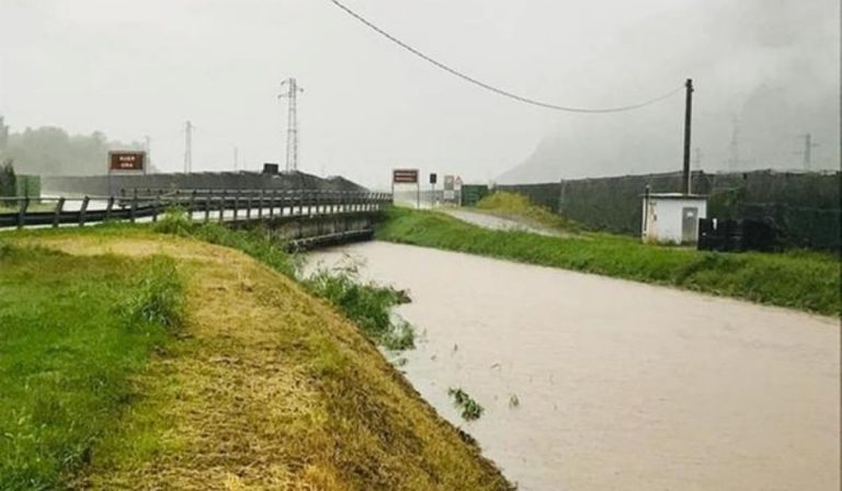 maltempo esondati adige e isarco