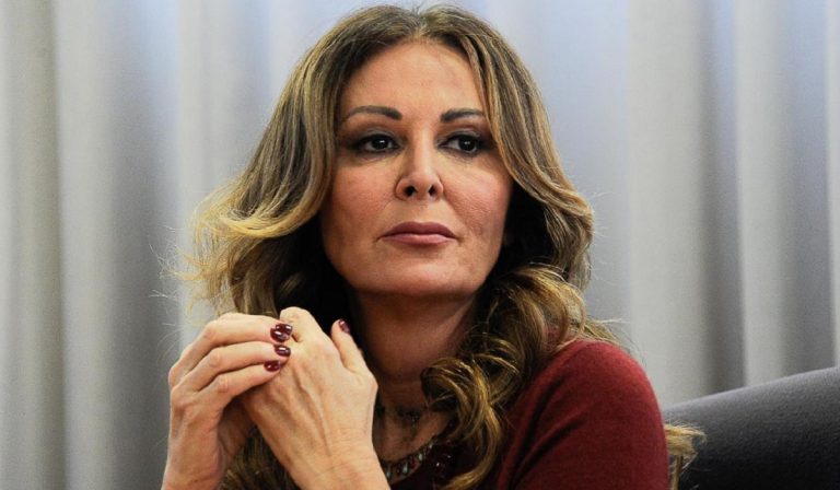 Coronavirus, discoteche chiuse: la Santanché dice no